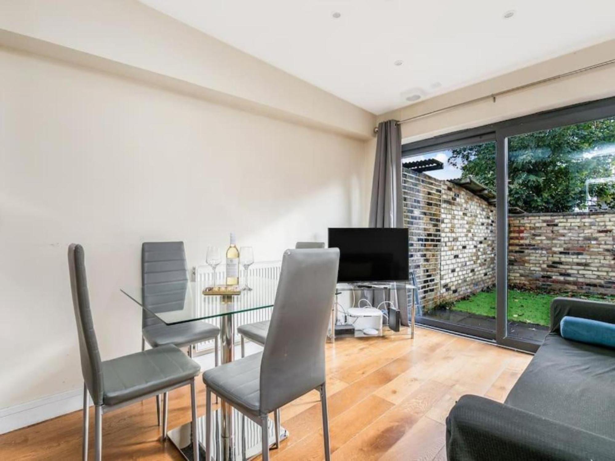 Pass The Keys Ealing Queen Of The Suburbs 2Bd Apartment London Exterior foto